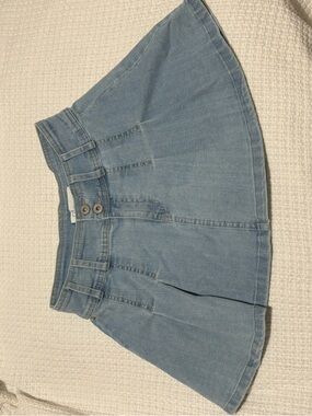 Celebrity Pink Light Blue Denim Pleated Mini Skirt with Double Button Waist